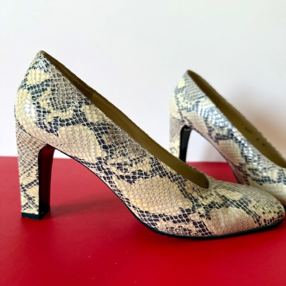 Charles Jourdan Designer shoes size 8M - Picture 8 of 13